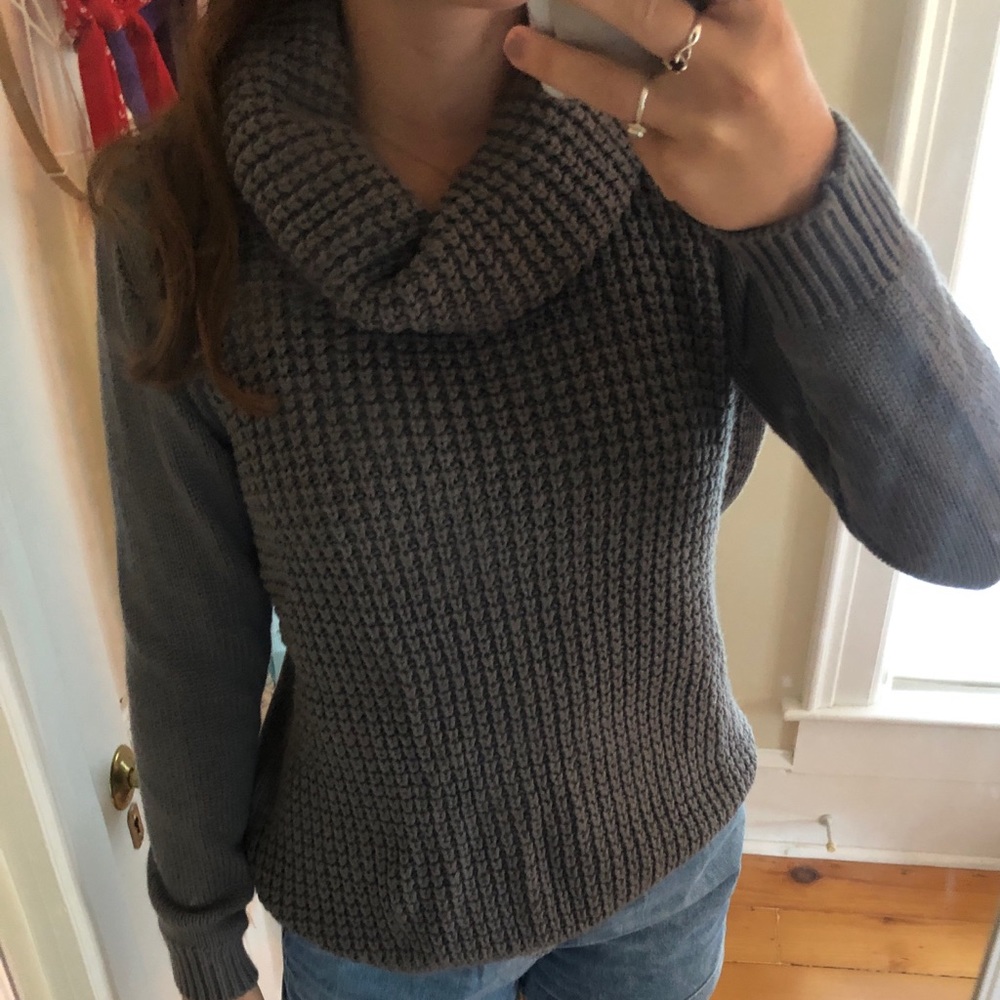 Forever 21 sweater